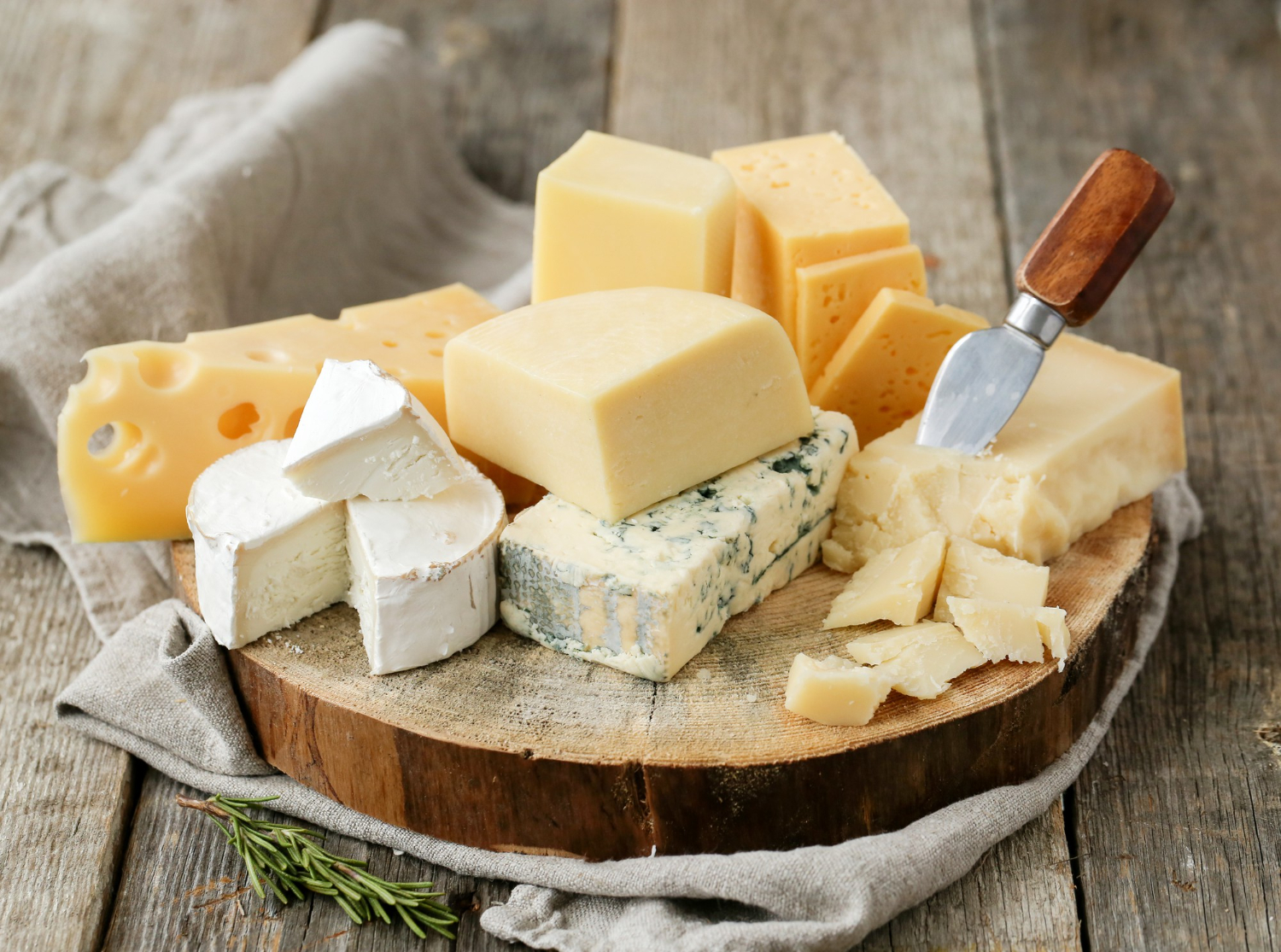 Saveurs et processus d'affinage des fromages