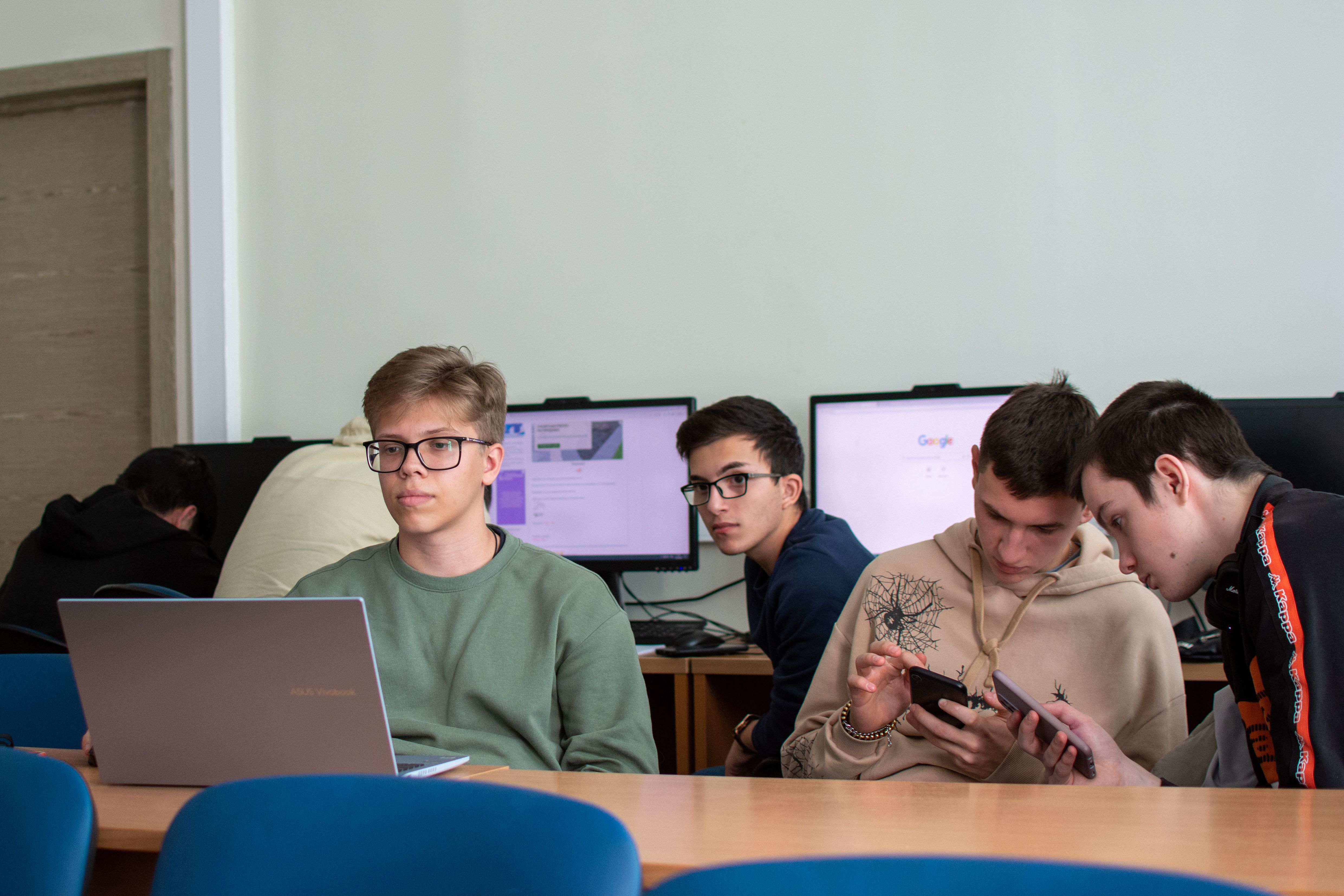 Compétences numériques des collégiens et lycéens en 2026