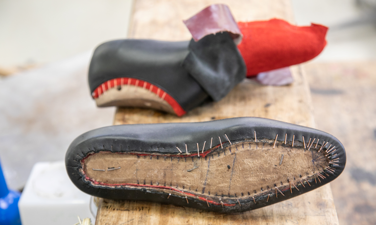 Cordonnier, un métier pas si mal chaussé pour le futur